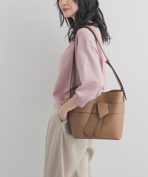 URBAN RESEARCH DOORS（アーバンリサーチドアーズ）の「ウォッシャブルブライトプルオーバー｜春服/春ニット/洗濯可/オフィスカジュアル/通勤（Tシャツ/カットソー・レディース・オートミール/ライトグレー/ピンク・FREE）」の7枚目の写真