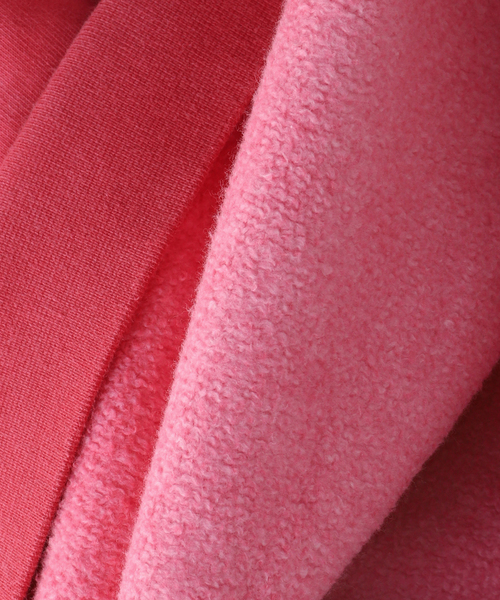 POP TRADING COMPANY（ポップトレーディングカンパニー）の「POP TRADING COMPANY / ポップトレーディングカンパニー stencil logo crewneck sweat（スウェット・メンズ・レッド・MEDIUM/LARGE）」の3枚目の写真