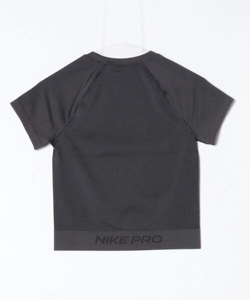 NIKE(ナイキ)の「ナイキ NIKE ナイキ NP DF SMLS S/S トップ(Tシャツ/カットソー・レディース・グリーン/チャコールグレー・S/M/L)」の3枚目の写真