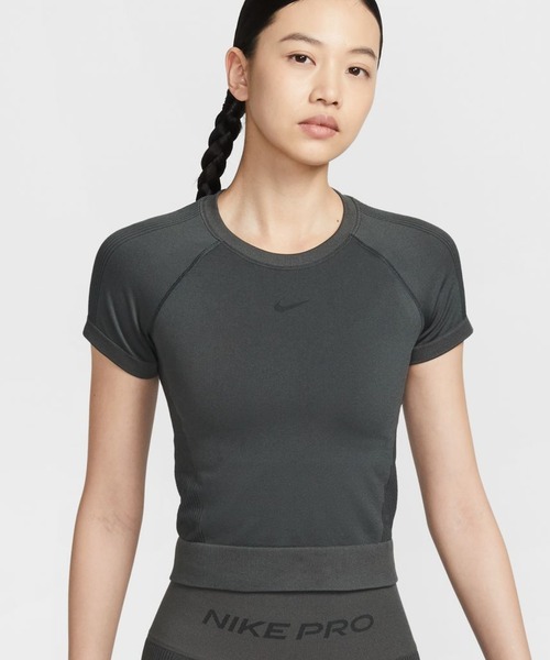 NIKE(ナイキ)の「ナイキ NIKE ナイキ NP DF SMLS S/S トップ(Tシャツ/カットソー・レディース・グリーン/チャコールグレー・S/M/L)」の2枚目の写真