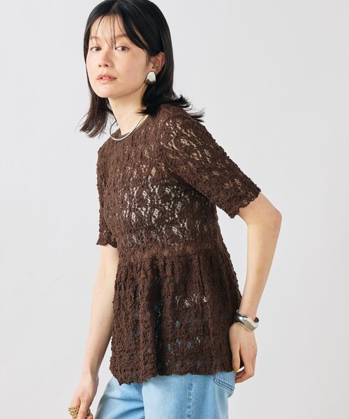 NOLLEY’S Sophi（ノーリーズソフィ）の「ウォッシャブルストレッチレースペプラム半袖プルオーバー（シャツ/ブラウス・レディース・ダークブラウン/ホワイト・38）」の7枚目の写真