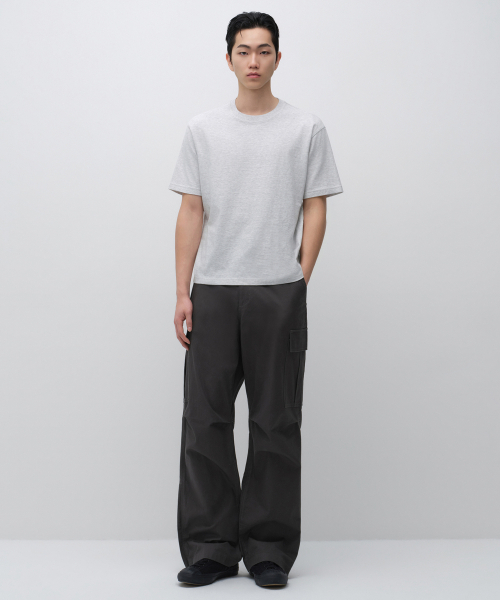MUSINSA STANDARD(ムシンサスタンダード)の「レギュラークロップTシャツ(8色)(Tシャツ/カットソー・メンズ・ブラック/カーキ/グレー/ガンメタ/ライトグレー/ダークブラウン/ネイビー/ホワイト・SMALL/LARGE/X-LARGE/MEDIUM/2XL/3XL)」の20枚目の写真