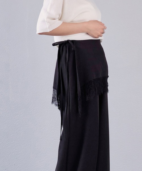 murea(ミュレア)の「レース裾アシンメトリーレイヤードルーズワイドパンツ(その他パンツ・レディース・ブラック/グレー・M/S)」の8枚目の写真