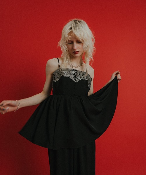et.UNiVER(エトユニベール)の「Romantic lace 2piece(パンツドレス・レディース・ブラウン/ブラック/ブルー・SMALL/MEDIUM/LARGE)」の18枚目の写真