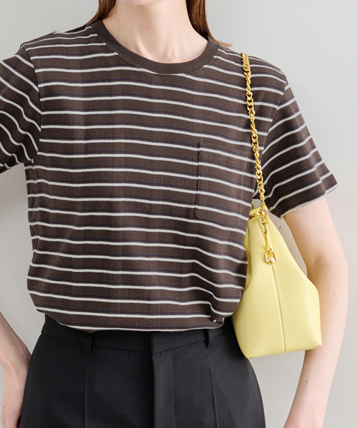 U by SPICK&SPAN(ユーバイスピックアンドスパン)の「ハリヌキリブマルチボーダーTシャツ(Tシャツ/カットソー・レディース・ブラウン/アイボリー・FREE)」の2枚目の写真