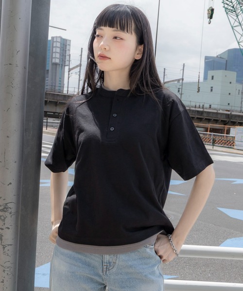 WEGO(ウィゴー)の「WEGO/フェイクレイヤードヘンリーネックT(Tシャツ/カットソー・メンズ・ライトベージュ/ブラック・MEDIUM/LARGE)」の16枚目の写真