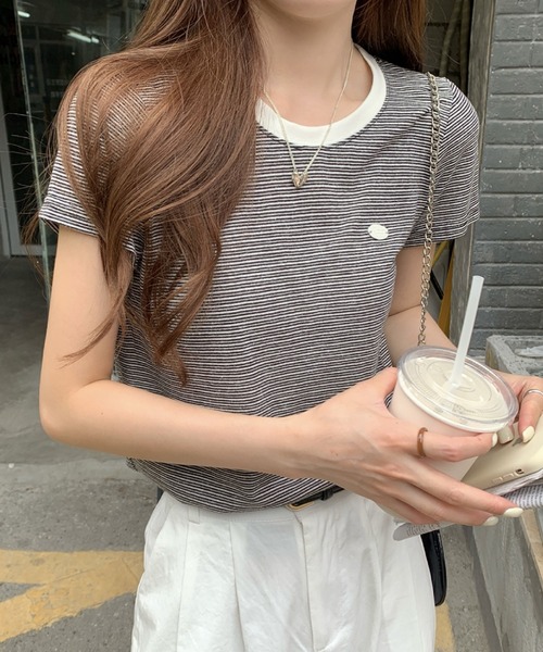 2ly2（トゥーリートゥー）の「ボーダーTシャツ レディース 配色ネック 半袖 カットソー 細ボーダー（Tシャツ/カットソー・レディース・ベージュ/ピンク/ブラック・FREE）」の22枚目の写真