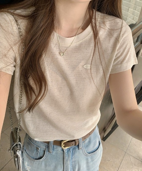 2ly2（トゥーリートゥー）の「ボーダーTシャツ レディース 配色ネック 半袖 カットソー 細ボーダー（Tシャツ/カットソー・レディース・ベージュ/ピンク/ブラック・FREE）」の5枚目の写真