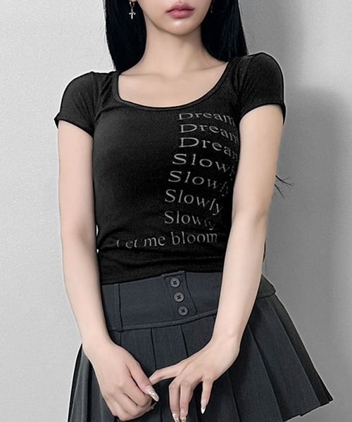 FOLLOWIN(フォロウィン)の「【4COLOR】くびれ見えレタリング コンパクトTシャツ(Tシャツ/カットソー・レディース・ホワイト/グレー/ピンク/ブラック・FREE)」の3枚目の写真