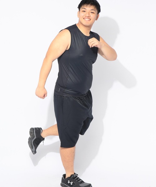 UNDER ARMOUR（アンダーアーマー）の「タンクトップ 夏 コンプレッション スリーブレス シャツ メンズ 大きいサイズ UA COOL アイソチル ノースリーブ シャツ トレーニング アウトドア UNDER ARMOUR アンダーアーマー（タンクトップ・メンズ・ブラック/グレー・3XL/4XL/5XL）」の17枚目の写真