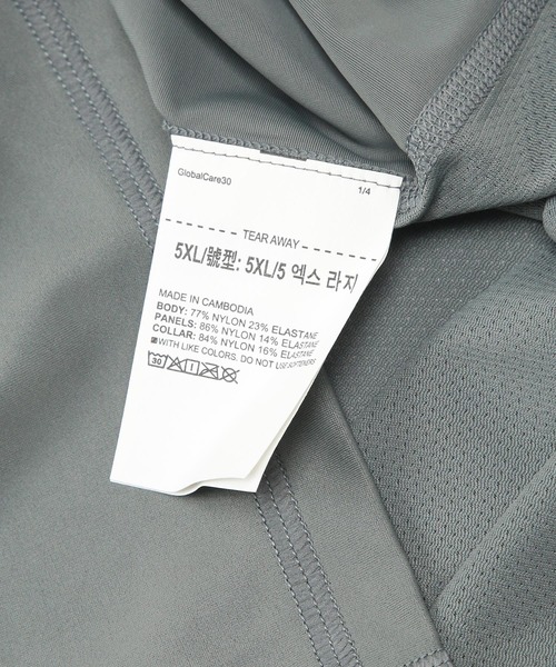 UNDER ARMOUR（アンダーアーマー）の「タンクトップ 夏 コンプレッション スリーブレス シャツ メンズ 大きいサイズ UA COOL アイソチル ノースリーブ シャツ トレーニング アウトドア UNDER ARMOUR アンダーアーマー（タンクトップ・メンズ・ブラック/グレー・3XL/4XL/5XL）」の4枚目の写真