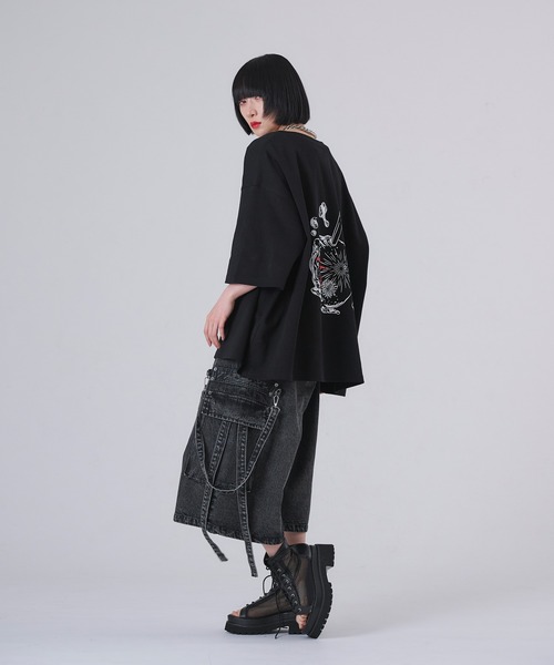 狐独(コドク)の「金魚刺繍スムースプリントT(Tシャツ/カットソー・メンズ・ブラック/オフホワイト・MEDIUM/LARGE)」の20枚目の写真