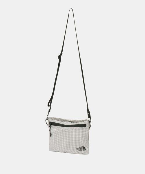 THE NORTH FACE(ザノースフェイス)の「THE NORTH FACE RAFTER SHOULDER POUCH SSP(ショルダーバッグ・レディース・ブルー/グレー/ブラック・ONE)」の1枚目の写真