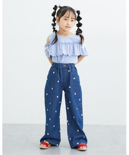 QUNTSTYLE（キュントスタイル）の「ハート刺しゅうデニムワイドパンツ（デニムパンツ・キッズ・ブラック/ネイビー/サックスブルー・150/140/130/120/110/100/160）」の6枚目の写真