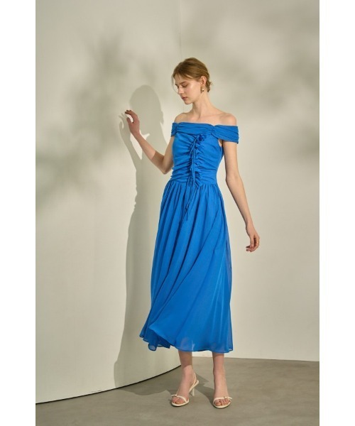 ERADIE(エラディエ)の「Asymmetric Off-Shoulder Drape One Piece オフショルアシメトリードレープワンピース(ワンピース・レディース・ブルー/アイボリー/ブラック系/モーブ系・FREE)」の21枚目の写真