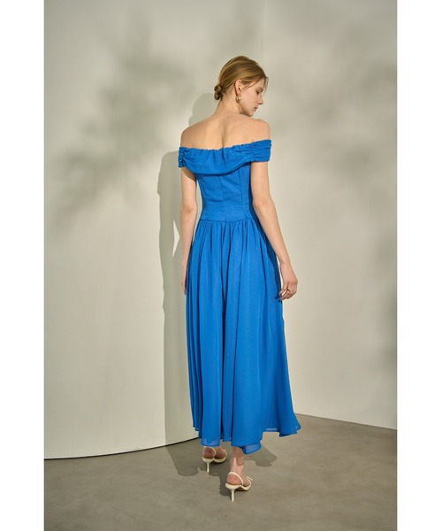 ERADIE(エラディエ)の「Asymmetric Off-Shoulder Drape One Piece オフショルアシメトリードレープワンピース(ワンピース・レディース・ブルー/アイボリー/ブラック系/モーブ系・FREE)」の13枚目の写真