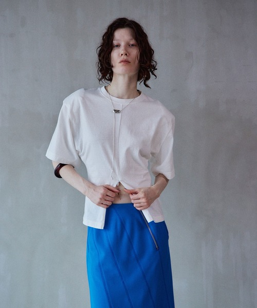 MAISON SPECIAL(メゾンスペシャル)の「Power Shoulder T-Shirt/パワショルTシャツ(Tシャツ/カットソー・レディース・チャコールグレー/ブラウン/ホワイト・FREE)」の1枚目の写真