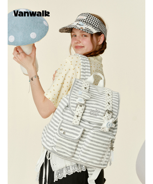 VANWALK（バンウォーク）の「Baby Pocket Backpack [Gray]（バックパック/リュック・レディース・ライトグレー・FREE）」の2枚目の写真