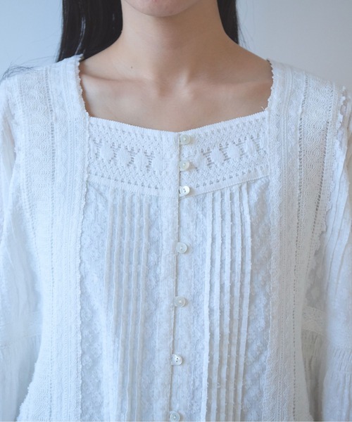 yuni(ユニ )の「△Flower JQ×lace blouse(シャツ/ブラウス・レディース・ホワイト/ブラック・FREE)」の8枚目の写真