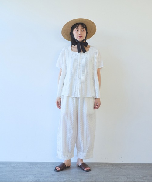 yuni(ユニ )の「△Flower JQ×lace blouse(シャツ/ブラウス・レディース・ホワイト/ブラック・FREE)」の3枚目の写真