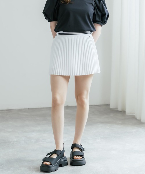 THE NORTH FACE(ザノースフェイス)の「日本未展開モデル THE NORTH FACE ザ・ノースフェイス WHITE LABEL ホワイトレーベル W'S PLEATY SKIRT インナー付きプリーツミニスカート(スカート・レディース・ホワイト/ブラック・L/M)」の3枚目の写真
