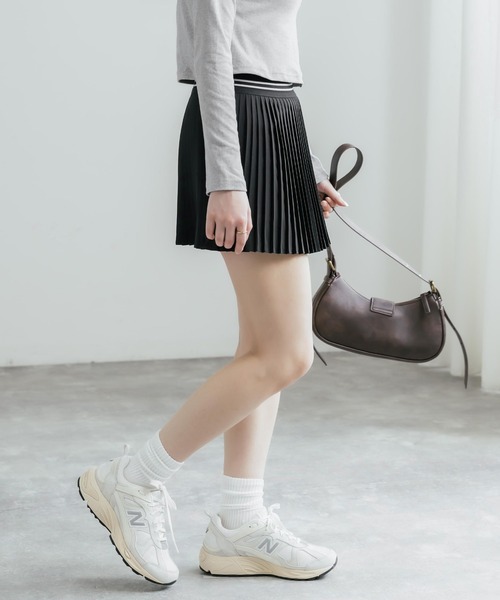 THE NORTH FACE(ザノースフェイス)の「日本未展開モデル THE NORTH FACE ザ・ノースフェイス WHITE LABEL ホワイトレーベル W'S PLEATY SKIRT インナー付きプリーツミニスカート(スカート・レディース・ホワイト/ブラック・L/M)」の12枚目の写真
