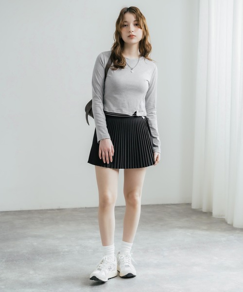 THE NORTH FACE(ザノースフェイス)の「日本未展開モデル THE NORTH FACE ザ・ノースフェイス WHITE LABEL ホワイトレーベル W'S PLEATY SKIRT インナー付きプリーツミニスカート(スカート・レディース・ホワイト/ブラック・L/M)」の13枚目の写真
