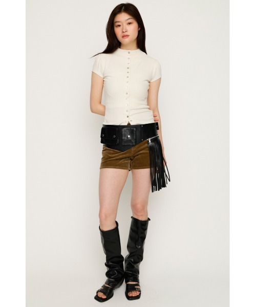 SLY(スライ)の「BUTTON LINE CAP S/L TOPS ボタンラインキャップスリーブトップス 夏服 秋服(Tシャツ/カットソー・レディース・ブラック/アイボリー/ダークパープル・FREE)」の5枚目の写真