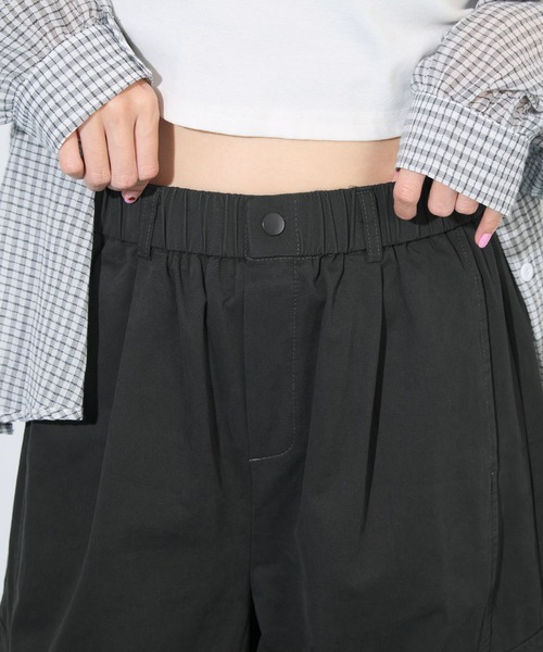ABYS(アビス)の「バルーンシルエットカーゴパンツ(カーゴパンツ・レディース・ホワイト/ネイビー/チャコールグレー・SMALL/MEDIUM/LARGE)」の15枚目の写真