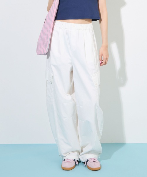 ABYS(アビス)の「バルーンシルエットカーゴパンツ(カーゴパンツ・レディース・ホワイト/ネイビー/チャコールグレー・SMALL/MEDIUM/LARGE)」の17枚目の写真