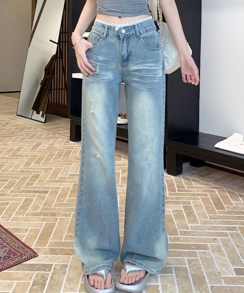 AVYL(アヴィル)の「ローライズスーパーワイドフレアデニムパンツ(デニムパンツ・レディース・サックスブルー・S/M/L)」の10枚目の写真