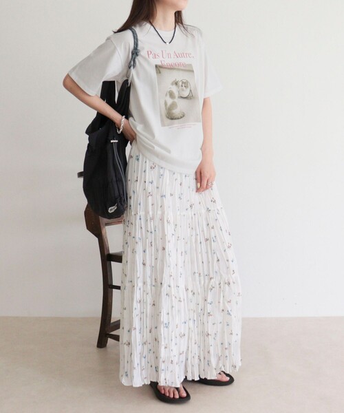 fredy emue(フレディエミュ)の「【UVカット/接触冷感】CATフォトTシャツ(Tシャツ/カットソー・レディース・チャコールグレー/オフホワイト/サックスブルー・38)」の10枚目の写真