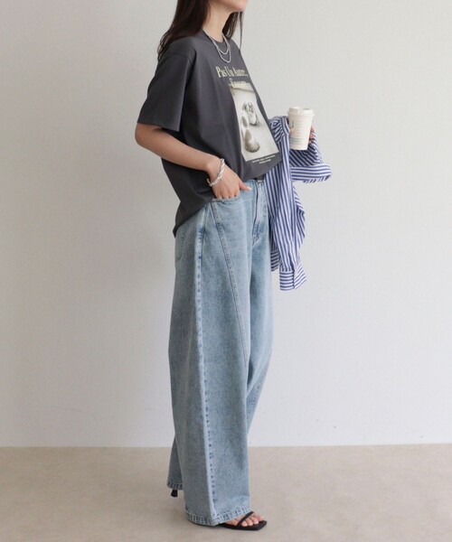 fredy emue(フレディエミュ)の「【UVカット/接触冷感】CATフォトTシャツ(Tシャツ/カットソー・レディース・チャコールグレー/オフホワイト/サックスブルー・38)」の20枚目の写真