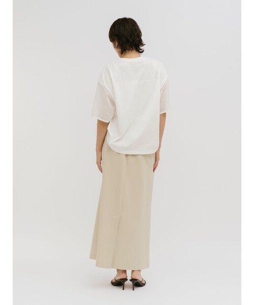 MIDIUMISOLID(ミディウミソリッド)の「MIDIUMISOLID for Ladies シアースリーブスキッパープルオーバー(Tシャツ/カットソー・レディース・ネイビー/ブラウン/オフホワイト/ブラック・FREE)」の15枚目の写真