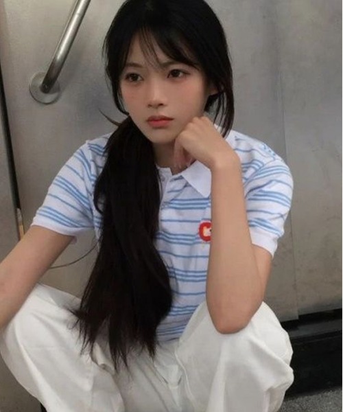 AsheKsha(アシクシャ)の「ストライプのラペル付き半袖ポロシャツ(Tシャツ/カットソー・レディース・ホワイト・M)」の20枚目の写真