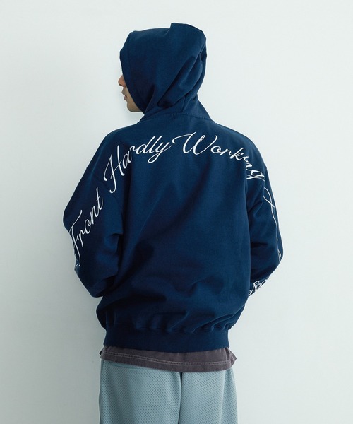 XLARGE(エクストララージ)の「【一部WEB限定】CURSIVE ZIP UP HOODED SWEATSHIRT(パーカー・メンズ・ネイビー/アッシュ/ブラック/グリーン・S/M/L/XL)」の21枚目の写真