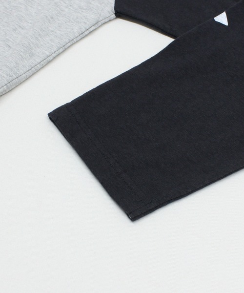 RNA（アールエヌエー）の「M2744 RNA MEDIA ラグランロンT（Tシャツ/カットソー・レディース・ブラック×ピンク/杢グレー/ホワイト×レッド・MEDIUM）」の8枚目の写真