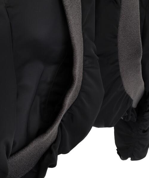 Alpha Industries(アルファインダストリーズ)の「Alpha Industries/アルファインダストリーズ/WOMENS MA-1 OVERSIZED FIT FLIGHT JACKET/ウィメンズMA-1 オーバーサイズフィット フライトジャケット(MA-1・レディース・ブラック・S/M)」の8枚目の写真