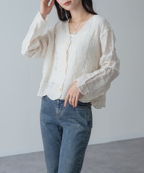refinedworks(リファインドワークス)の「【refinedworks】大人可愛い ショート 丈 レース ブラウス(シャツ/ブラウス・レディース・アイボリー/ホワイト・FREE)」の4枚目の写真