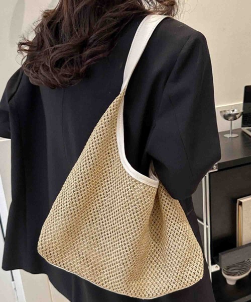 Mignonjour（ミニョンジュール）の「FReePLACe/かご編み風　ショルダーバッグ X12885（ショルダーバッグ・レディース・ホワイト/ブラック/ベージュ/ブラウン・FREE）」の6枚目の写真