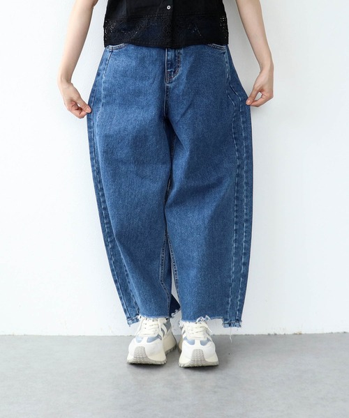 Cepica(セピカ)の「アシメカットオフデニムパンツ(デニムパンツ・レディース・ネイビー・FREE)」の5枚目の写真