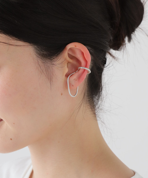 JOURNAL STANDARD（ジャーナルスタンダード）の「【MUSSELS AND MUSCLES/マッソーズアンドマッソーズ 】 LISSOM CIRCULAR EAR（ネックレス・レディース・シルバー・FREE）」の6枚目の写真