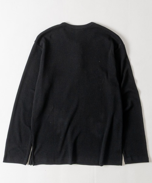 JOHN'S CLOSET(ジョンズクローゼット)の「【31】レタリングロゴ ワッフルヘンリーネック Tシャツ ソリッド/ピグメント(Tシャツ/カットソー・メンズ・レッド/ブラック系2/ホワイト系1/ブラック系1/チャコールグレー/ホワイト系2/アイボリー・SMALL/MEDIUM/LARGE)」の18枚目の写真