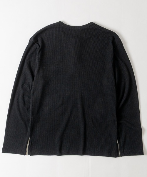 JOHN'S CLOSET(ジョンズクローゼット)の「【31】レタリングロゴ ワッフルヘンリーネック Tシャツ ソリッド/ピグメント(Tシャツ/カットソー・メンズ・レッド/ブラック系2/ホワイト系1/ブラック系1/チャコールグレー/ホワイト系2/アイボリー・SMALL/MEDIUM/LARGE)」の19枚目の写真