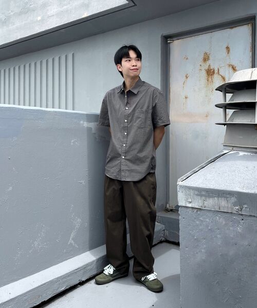 TY（ティワイ）の「オールデイタイプライター ハーフシャツ, 2COLOR（シャツ/ブラウス・メンズ・オリーブ/グリーン・MEDIUM/LARGE/X-LARGE）」の7枚目の写真