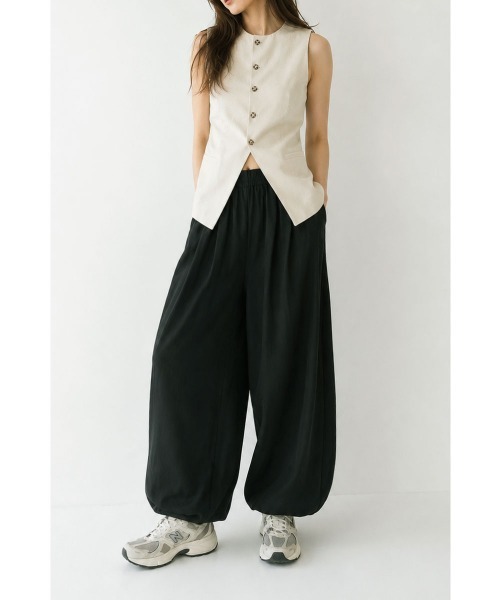 marjour（マージュール）の「SLEEK HAREM PANTS（その他パンツ・レディース・ブラック・M）」の6枚目の写真
