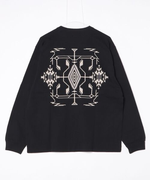 PENDLETON（ペンドルトン）の「バックプリント ロングスリーブTシャツ（Tシャツ/カットソー・メンズ・ライトグレー系/ブラック/オフホワイト/サックスブルー系/ブラウン・LARGE/MEDIUM/SMALL/X-LARGE）」の7枚目の写真