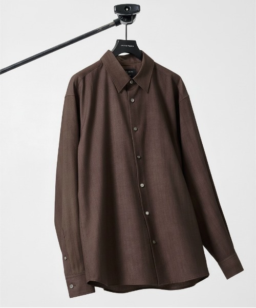 UNITED TOKYO(ユナイテッドトウキョウ)の「【新作】アーバンダイウールシャツ L/S |防シワ/防臭抗菌/日本製/通気性/夏服(シャツ/ブラウス・メンズ・ブラウン/ライトグレー・1/2)」の1枚目の写真