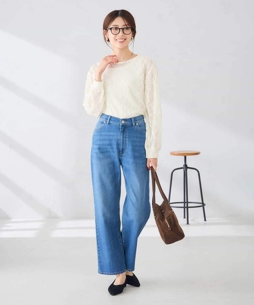 a.v.v(アーヴェヴェ)の「シアーフラワージャガードトップス(Tシャツ/カットソー・レディース・アイボリー/ブラック・40/38)」の10枚目の写真