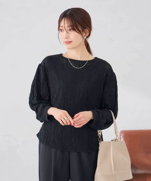 a.v.v(アーヴェヴェ)の「シアーフラワージャガードトップス(Tシャツ/カットソー・レディース・アイボリー/ブラック・40/38)」の12枚目の写真